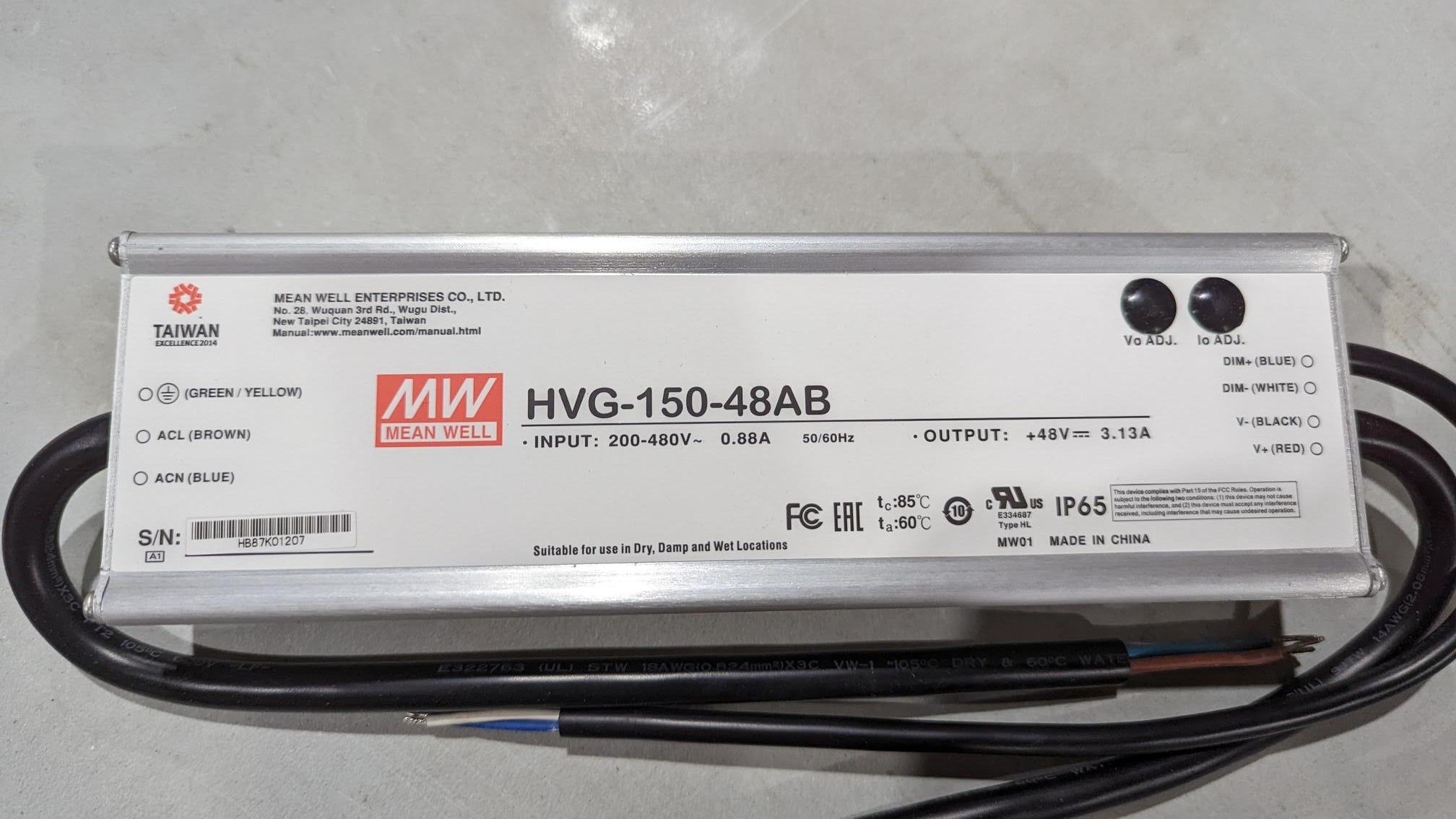Driver LED Meanwell 200-480 V CA 43-52 V CC 150 W 3,13 A Gradable 0-10 V CC IP65