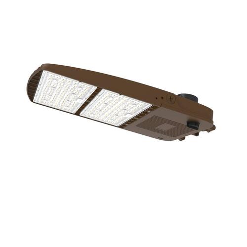 Éclairage de zone V3 300-240-200 W 100-277 V 30-40-50 K bronze transparent, culot 3M à mouvement, verrouillage par rotation. Photo :
