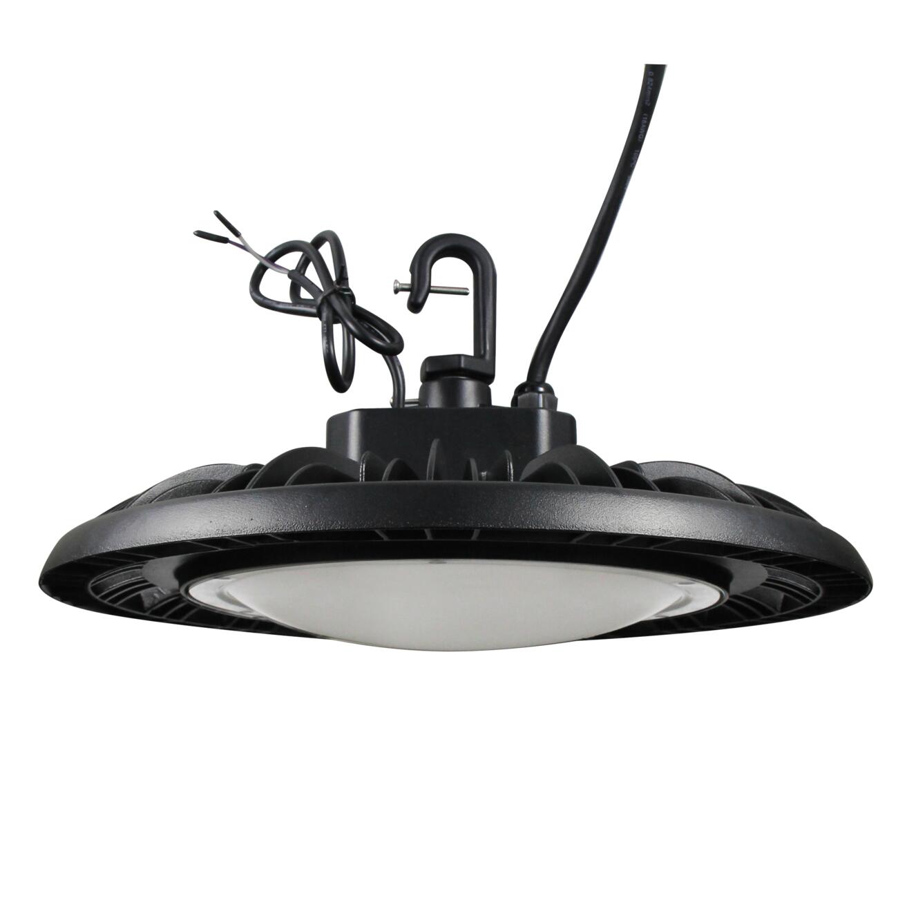 (vente finale) UFO highbay dome V1 150W 120-347V 50K black frost 120 deg. dim 0-10V